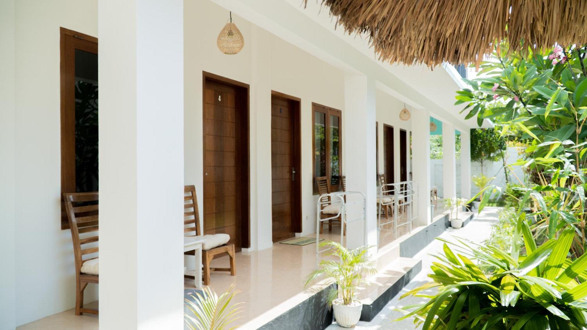 Apartament The White Bay Lombok Kuta  Zewnętrze zdjęcie